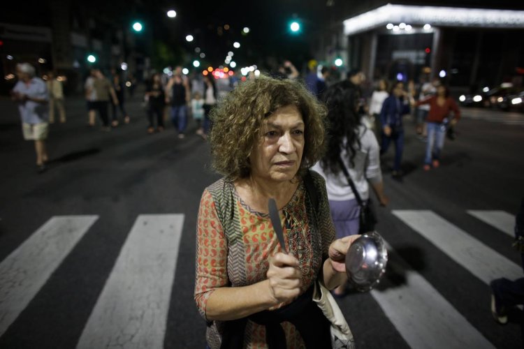 Crisis imparable: subas de hasta el 25% en los supermercados tras la devaluación de Milei