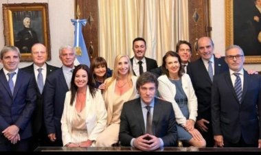 Caputo viaja a EE.UU. para negociar con el FMI y el Banco Mundial