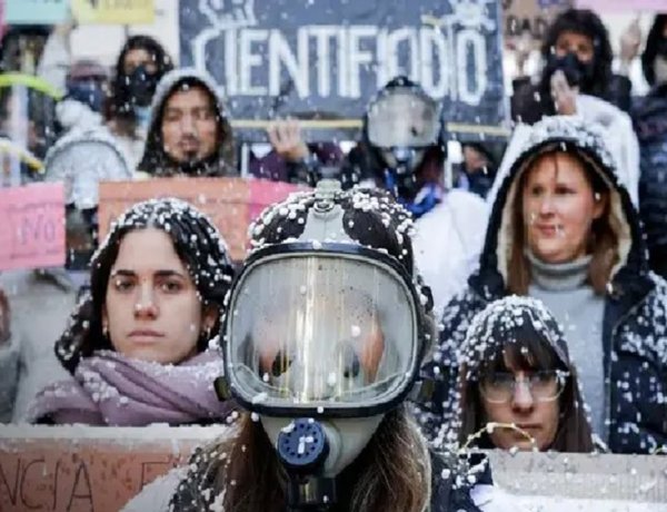 ¡Alarma en la Ciencia Argentina! La Fundación Cercana a Milei y Benegas Lynch (h) Amenaza el CONICET