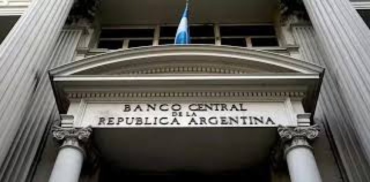 Sospechoso "veranito" cambiario: ¿Intervención encubierta del BCRA para allanar el camino al "carry trade"?