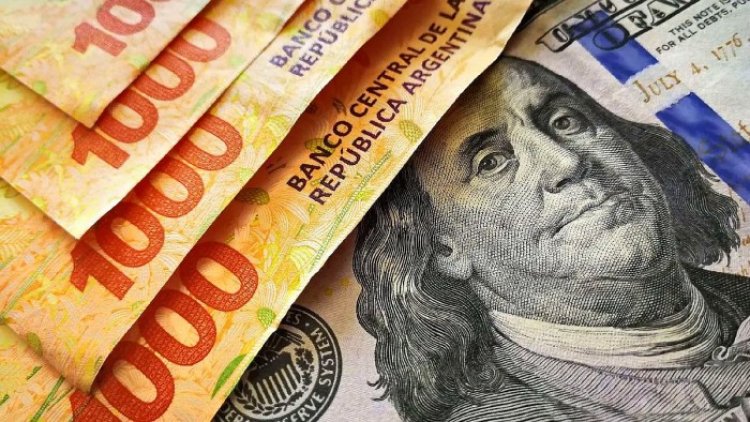Dolarización Retail": El Gobierno Cede a la Presión y Expone a Pequeños Ahorristas a la Volatilidad