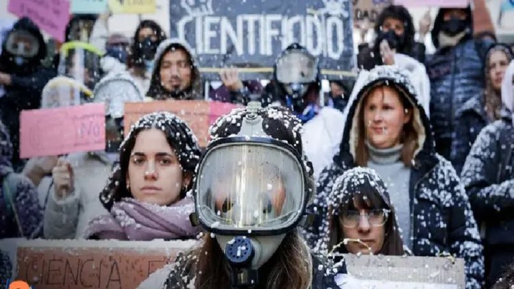 ¡Alarma en la Ciencia Argentina! La Fundación Cercana a Milei y Benegas Lynch (h) Amenaza el CONICET