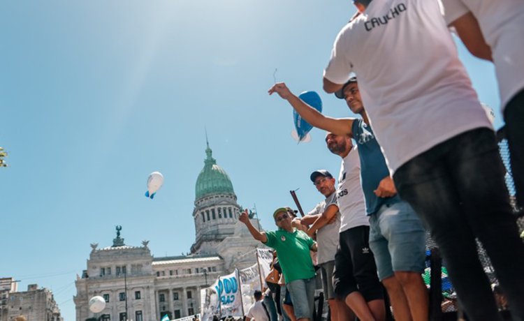 La CGT al PJ: ¿Movilización o Contención en Tiempos de Ajuste?