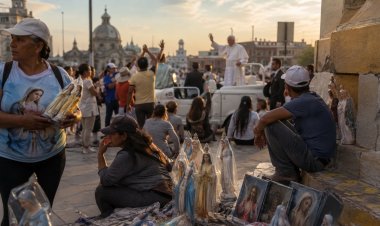 Entre la devoción popular y la economía informal: el trasfondo social tras las dudas sobre la visita papal